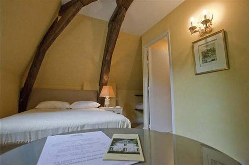 Hotel Château De Lazenay - Résidence Hôtelière Bourges